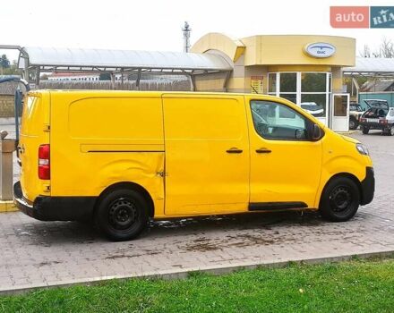 Желтый Опель Vivaro-e, объемом двигателя 0 л и пробегом 104 тыс. км за 15800 $, фото 13 на Automoto.ua