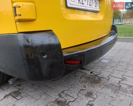 Желтый Опель Vivaro-e, объемом двигателя 0 л и пробегом 104 тыс. км за 15800 $, фото 33 на Automoto.ua