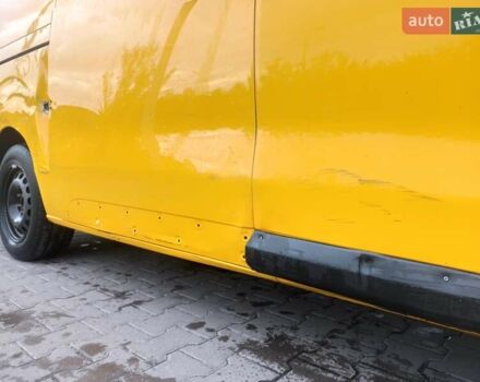 Желтый Опель Vivaro-e, объемом двигателя 0 л и пробегом 104 тыс. км за 15800 $, фото 28 на Automoto.ua