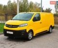 Желтый Опель Vivaro-e, объемом двигателя 0 л и пробегом 104 тыс. км за 15800 $, фото 1 на Automoto.ua