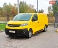Желтый Опель Vivaro-e, объемом двигателя 0 л и пробегом 104 тыс. км за 15800 $, фото 5 на Automoto.ua