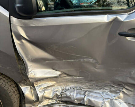 Сірий Опель Vivaro-e, об'ємом двигуна 0 л та пробігом 41 тис. км за 20900 $, фото 9 на Automoto.ua