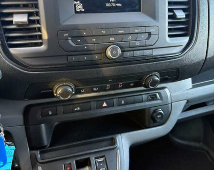 Сірий Опель Vivaro-e, об'ємом двигуна 0 л та пробігом 41 тис. км за 20900 $, фото 18 на Automoto.ua