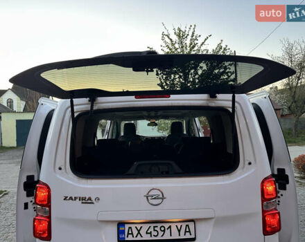 Белый Опель Zafira Life, объемом двигателя 0 л и пробегом 21 тыс. км за 22500 $, фото 8 на Automoto.ua