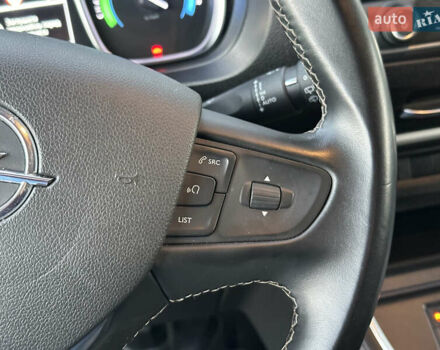 Белый Опель Zafira Life, объемом двигателя 0 л и пробегом 21 тыс. км за 23200 $, фото 28 на Automoto.ua