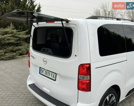 Белый Опель Zafira Life, объемом двигателя 0 л и пробегом 45 тыс. км за 28800 $, фото 8 на Automoto.ua
