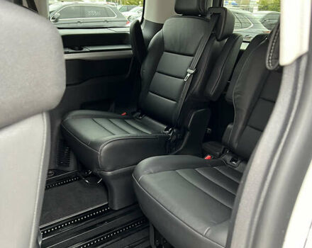 Белый Опель Zafira Life, объемом двигателя 0 л и пробегом 45 тыс. км за 28800 $, фото 26 на Automoto.ua