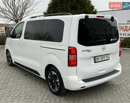 Белый Опель Zafira Life, объемом двигателя 0 л и пробегом 45 тыс. км за 28800 $, фото 4 на Automoto.ua