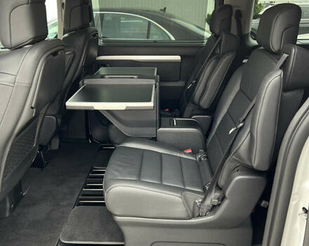 Белый Опель Zafira Life, объемом двигателя 0 л и пробегом 45 тыс. км за 28800 $, фото 25 на Automoto.ua