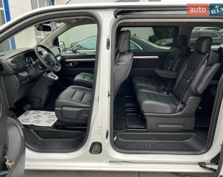 Белый Опель Zafira Life, объемом двигателя 0 л и пробегом 45 тыс. км за 28800 $, фото 14 на Automoto.ua