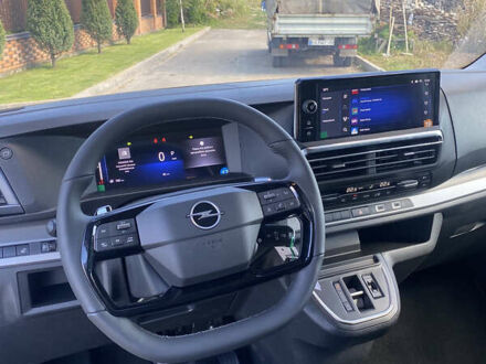 Білий Опель Zafira Life, об'ємом двигуна 2 л та пробігом 60 тис. км за 47999 $, фото 1 на Automoto.ua