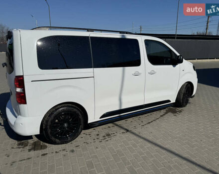 Опель Zafira Life, объемом двигателя 0 л и пробегом 35 тыс. км за 33000 $, фото 2 на Automoto.ua