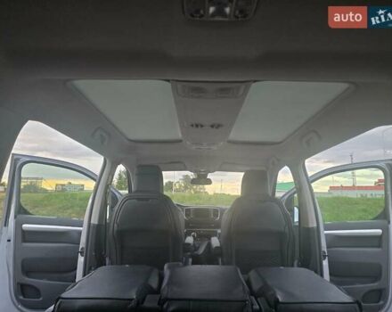Сірий Опель Zafira Life, об'ємом двигуна 2 л та пробігом 200 тис. км за 25999 $, фото 56 на Automoto.ua