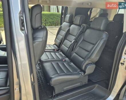Серый Опель Zafira Life, объемом двигателя 2 л и пробегом 200 тыс. км за 25999 $, фото 62 на Automoto.ua