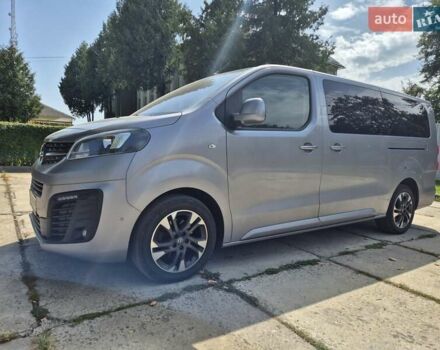 Серый Опель Zafira Life, объемом двигателя 2 л и пробегом 200 тыс. км за 25999 $, фото 13 на Automoto.ua