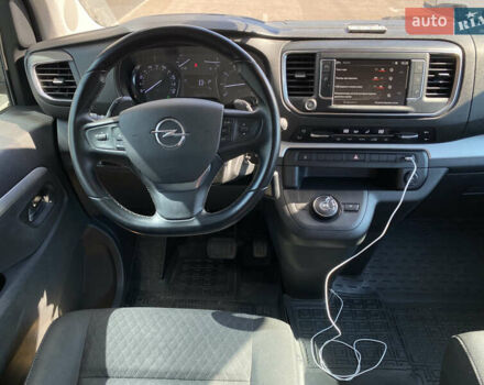 Серый Опель Zafira Life, объемом двигателя 2 л и пробегом 80 тыс. км за 34900 $, фото 16 на Automoto.ua