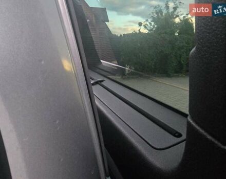 Сірий Опель Zafira Life, об'ємом двигуна 2 л та пробігом 200 тис. км за 25999 $, фото 44 на Automoto.ua