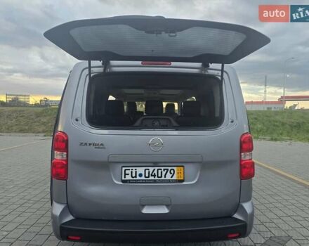 Сірий Опель Zafira Life, об'ємом двигуна 2 л та пробігом 200 тис. км за 25999 $, фото 64 на Automoto.ua