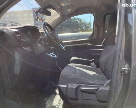 Серый Опель Zafira Life, объемом двигателя 2 л и пробегом 80 тыс. км за 33900 $, фото 10 на Automoto.ua