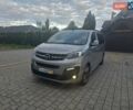 Сірий Опель Zafira Life, об'ємом двигуна 2 л та пробігом 200 тис. км за 25999 $, фото 6 на Automoto.ua