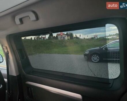Сірий Опель Zafira Life, об'ємом двигуна 2 л та пробігом 200 тис. км за 25999 $, фото 42 на Automoto.ua