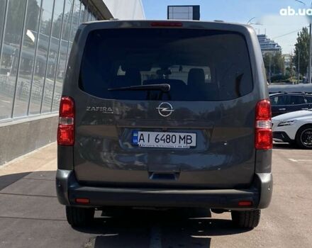 Серый Опель Zafira Life, объемом двигателя 2 л и пробегом 80 тыс. км за 33900 $, фото 5 на Automoto.ua