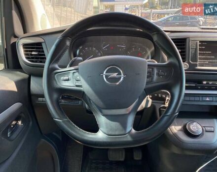 Серый Опель Zafira Life, объемом двигателя 2 л и пробегом 80 тыс. км за 27900 $, фото 13 на Automoto.ua