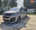 Серый Опель Zafira Life, объемом двигателя 2 л и пробегом 200 тыс. км за 25999 $, фото 2 на Automoto.ua