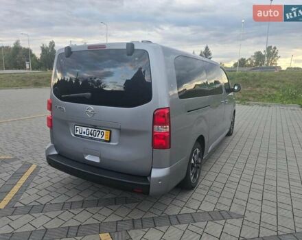 Сірий Опель Zafira Life, об'ємом двигуна 2 л та пробігом 200 тис. км за 25999 $, фото 5 на Automoto.ua