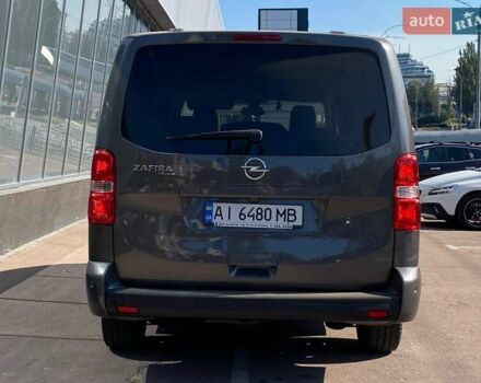 Серый Опель Zafira Life, объемом двигателя 2 л и пробегом 80 тыс. км за 27900 $, фото 5 на Automoto.ua