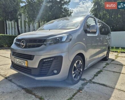 Серый Опель Zafira Life, объемом двигателя 2 л и пробегом 200 тыс. км за 25999 $, фото 11 на Automoto.ua