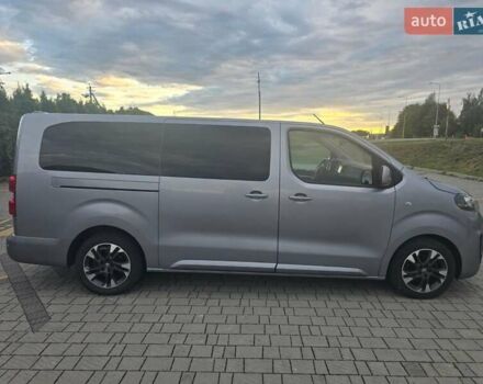 Сірий Опель Zafira Life, об'ємом двигуна 2 л та пробігом 200 тис. км за 25999 $, фото 15 на Automoto.ua