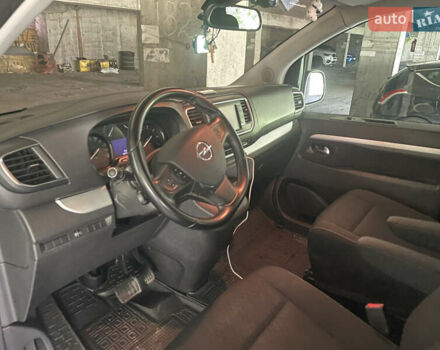 Сірий Опель Zafira Life, об'ємом двигуна 2 л та пробігом 80 тис. км за 36999 $, фото 15 на Automoto.ua