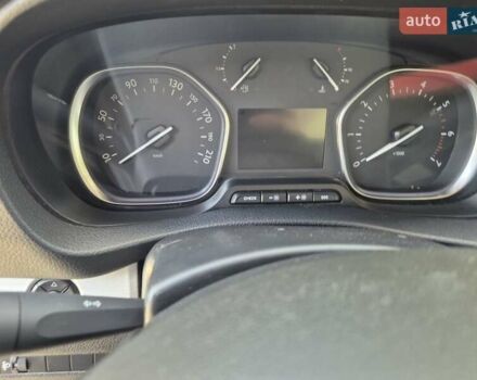 Серый Опель Zafira Life, объемом двигателя 2 л и пробегом 200 тыс. км за 25999 $, фото 46 на Automoto.ua