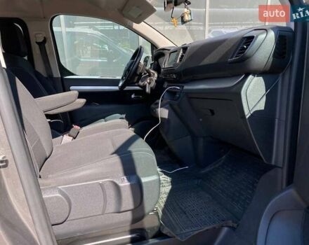 Серый Опель Zafira Life, объемом двигателя 2 л и пробегом 80 тыс. км за 27900 $, фото 21 на Automoto.ua