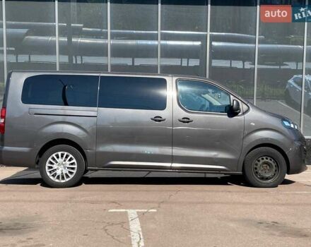 Серый Опель Zafira Life, объемом двигателя 2 л и пробегом 80 тыс. км за 27900 $, фото 7 на Automoto.ua