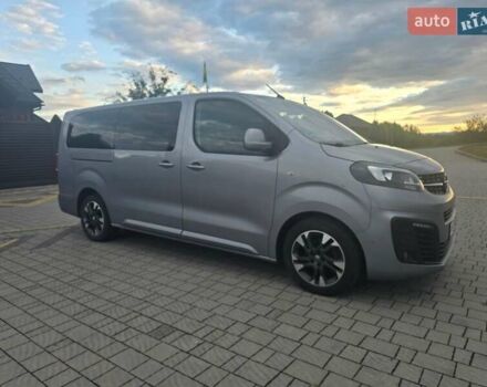 Сірий Опель Zafira Life, об'ємом двигуна 2 л та пробігом 200 тис. км за 25999 $, фото 17 на Automoto.ua