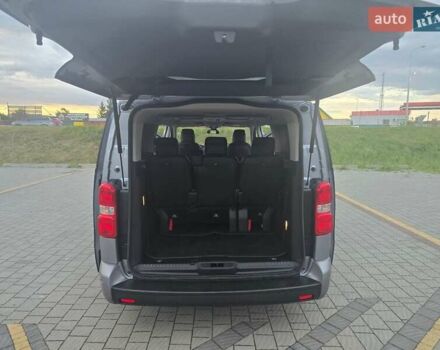 Сірий Опель Zafira Life, об'ємом двигуна 2 л та пробігом 200 тис. км за 25999 $, фото 22 на Automoto.ua
