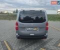 Сірий Опель Zafira Life, об'ємом двигуна 2 л та пробігом 200 тис. км за 25999 $, фото 10 на Automoto.ua