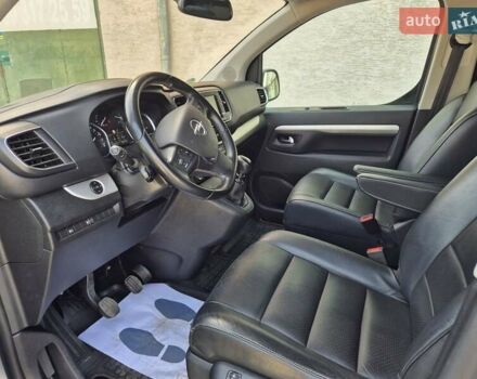 Серый Опель Zafira Life, объемом двигателя 2 л и пробегом 226 тыс. км за 24999 $, фото 37 на Automoto.ua