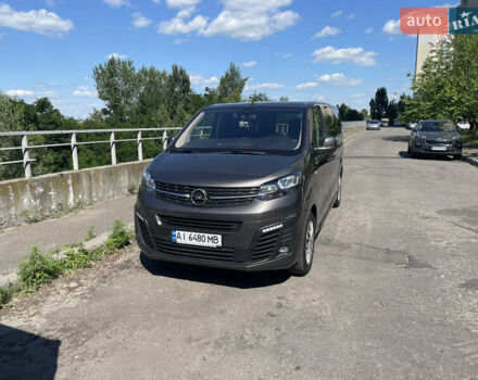 Сірий Опель Zafira Life, об'ємом двигуна 2 л та пробігом 80 тис. км за 36999 $, фото 1 на Automoto.ua