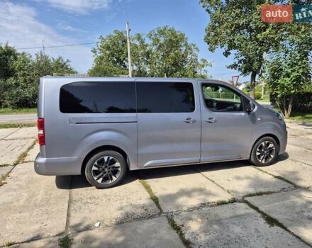 Серый Опель Zafira Life, объемом двигателя 2 л и пробегом 200 тыс. км за 25999 $, фото 24 на Automoto.ua