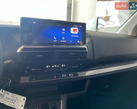 Сірий Опель Zafira Life, об'ємом двигуна 2 л та пробігом 1 тис. км за 46285 $, фото 6 на Automoto.ua