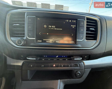 Помаранчевий Опель Zafira Life, об'ємом двигуна 2 л та пробігом 15 тис. км за 26000 $, фото 47 на Automoto.ua