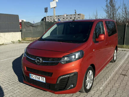 Оранжевый Опель Zafira Life, объемом двигателя 2 л и пробегом 15 тыс. км за 26000 $, фото 1 на Automoto.ua