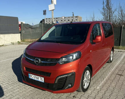 Оранжевый Опель Zafira Life, объемом двигателя 2 л и пробегом 15 тыс. км за 26000 $, фото 1 на Automoto.ua