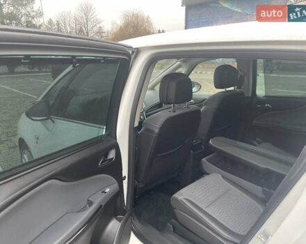 Белый Опель Zafira Tourer, объемом двигателя 2 л и пробегом 187 тыс. км за 9450 $, фото 28 на Automoto.ua