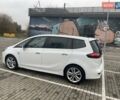 Белый Опель Zafira Tourer, объемом двигателя 2 л и пробегом 187 тыс. км за 9450 $, фото 9 на Automoto.ua