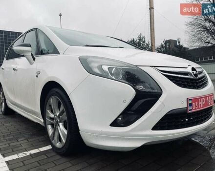 Белый Опель Zafira Tourer, объемом двигателя 2 л и пробегом 187 тыс. км за 9850 $, фото 21 на Automoto.ua
