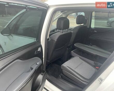 Білий Опель Zafira Tourer, об'ємом двигуна 2 л та пробігом 187 тис. км за 9450 $, фото 4 на Automoto.ua